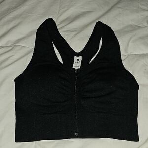 90 Degree Black Sports Bra. Sz Small. Zippered Front and Has Padding!! Very Nice
